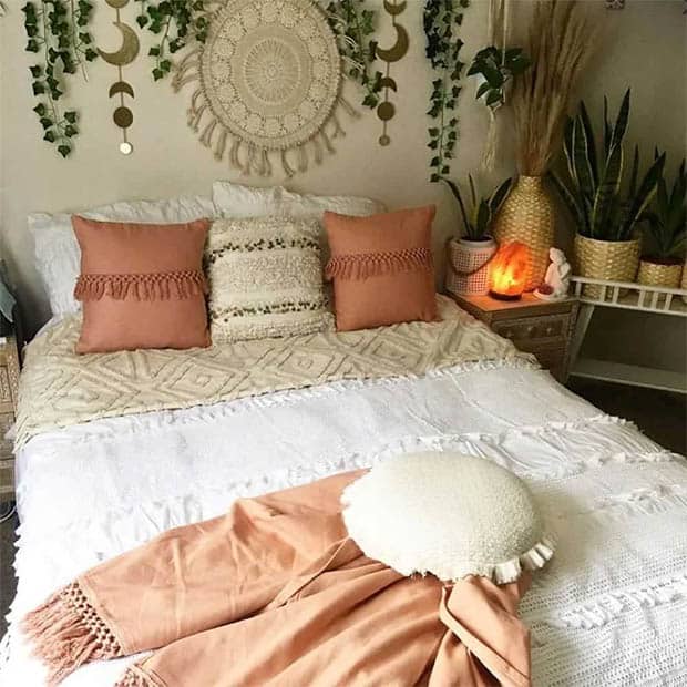 Small Bedroom Ideas - Bohemian Ideas for Bright Look