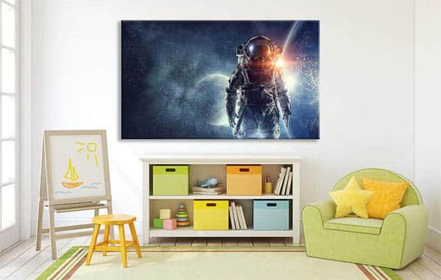 Space-Themed Bedroom - The Wall Decorations