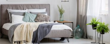 How to Use Textured Throws and Blankets Like a Pro